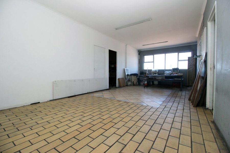 Commercial Property for Sale in Tuscany Glen Western Cape